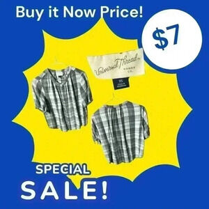 Universal Thread XS Plaid Button-Up Blouse
